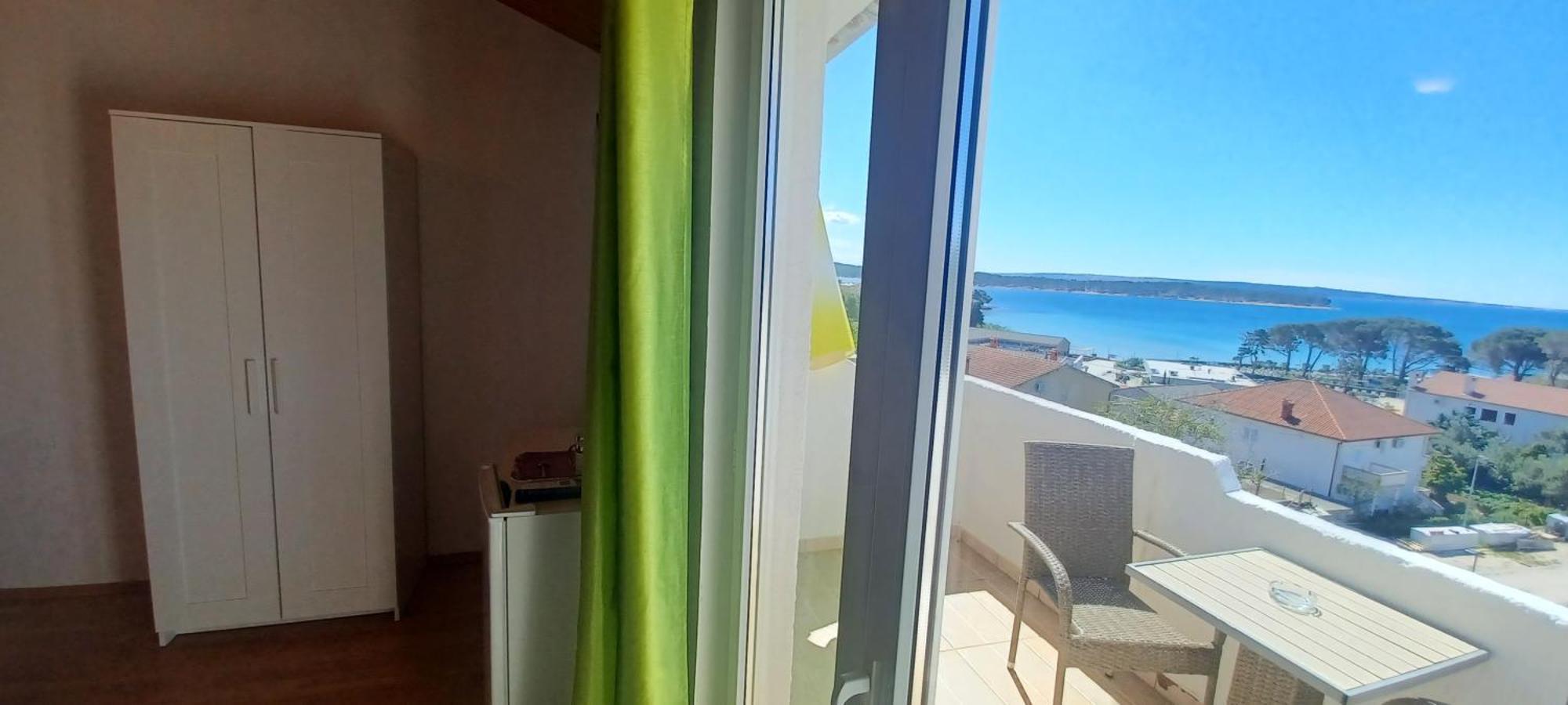 Apartments & Rooms Mila Banjol Екстериор снимка